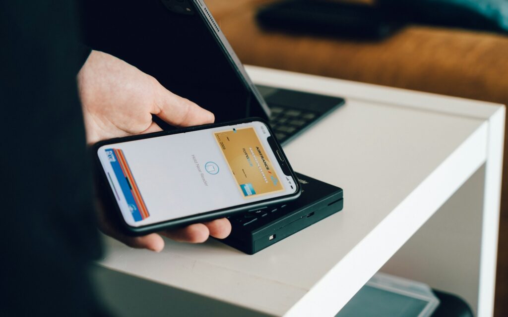 Person holding black Android smartphone